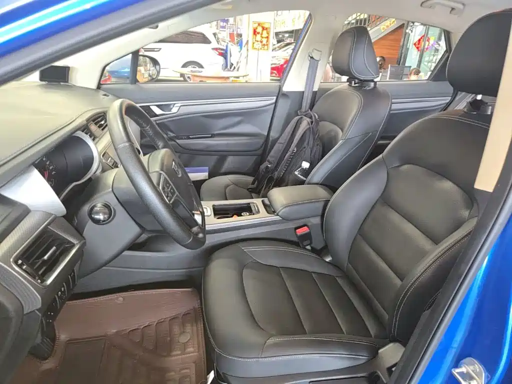 Geely Emgrand GS — миниатюра 15