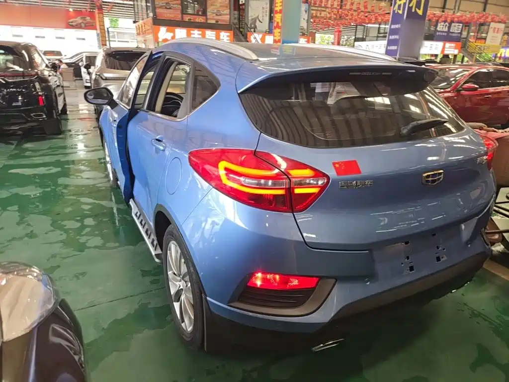 Geely Emgrand GS — миниатюра 5