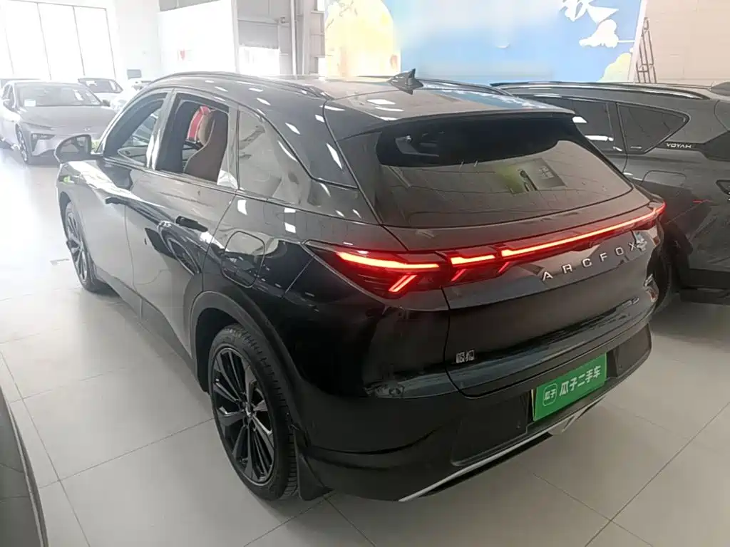 ARCFOX Alpha T5 — миниатюра 5