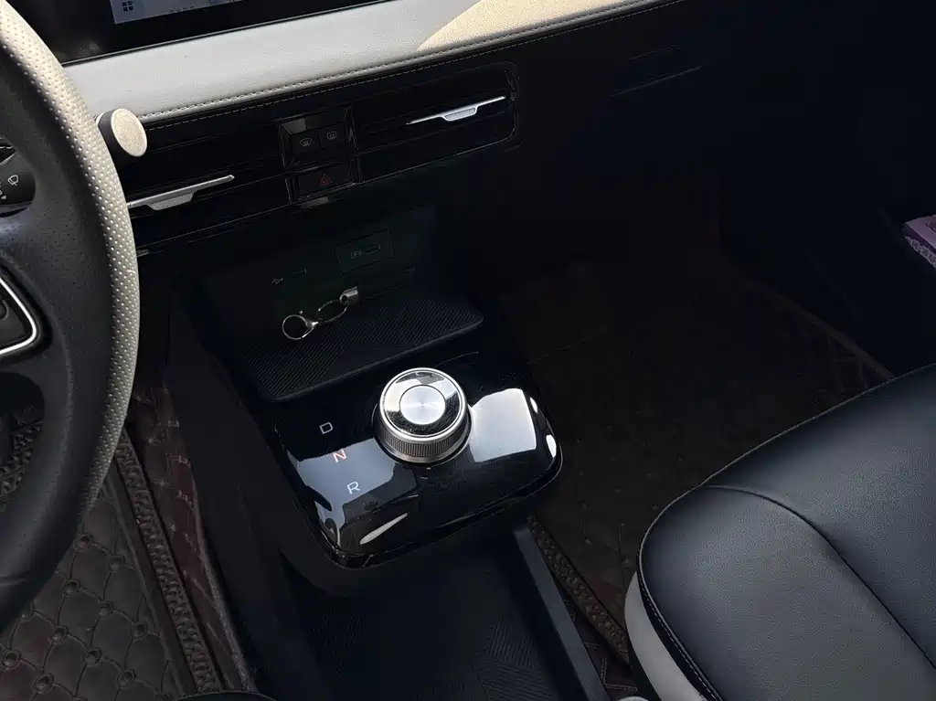 GEELY GEOMETRY E FIREFLY