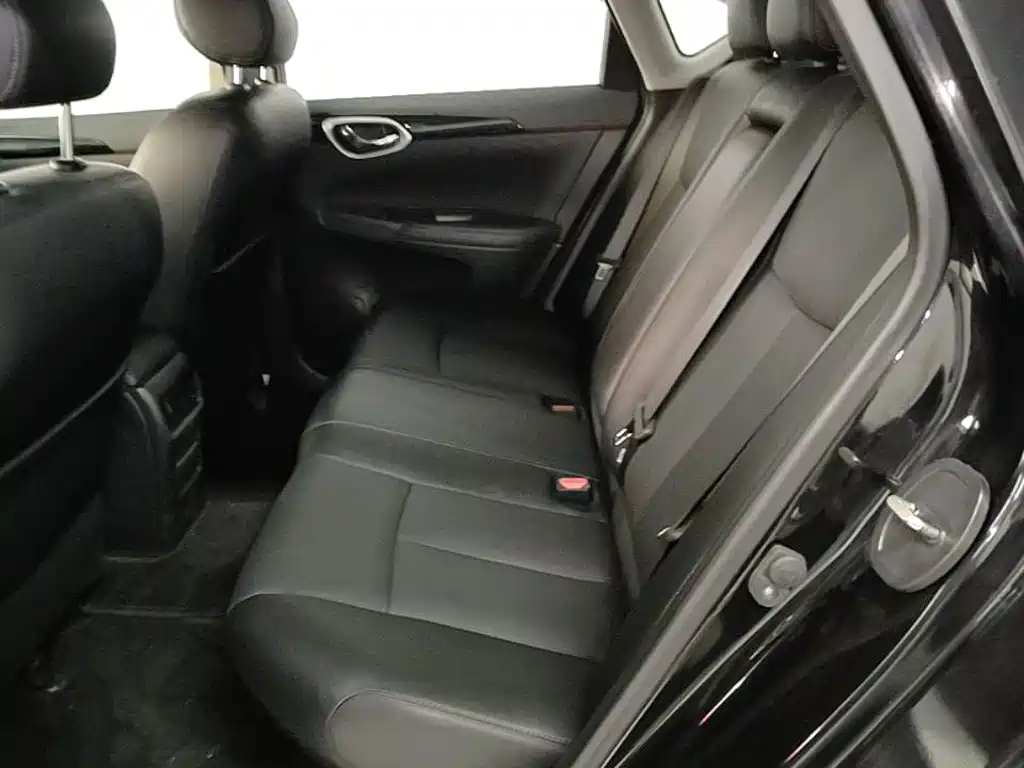 Nissan Sylphy — миниатюра 17