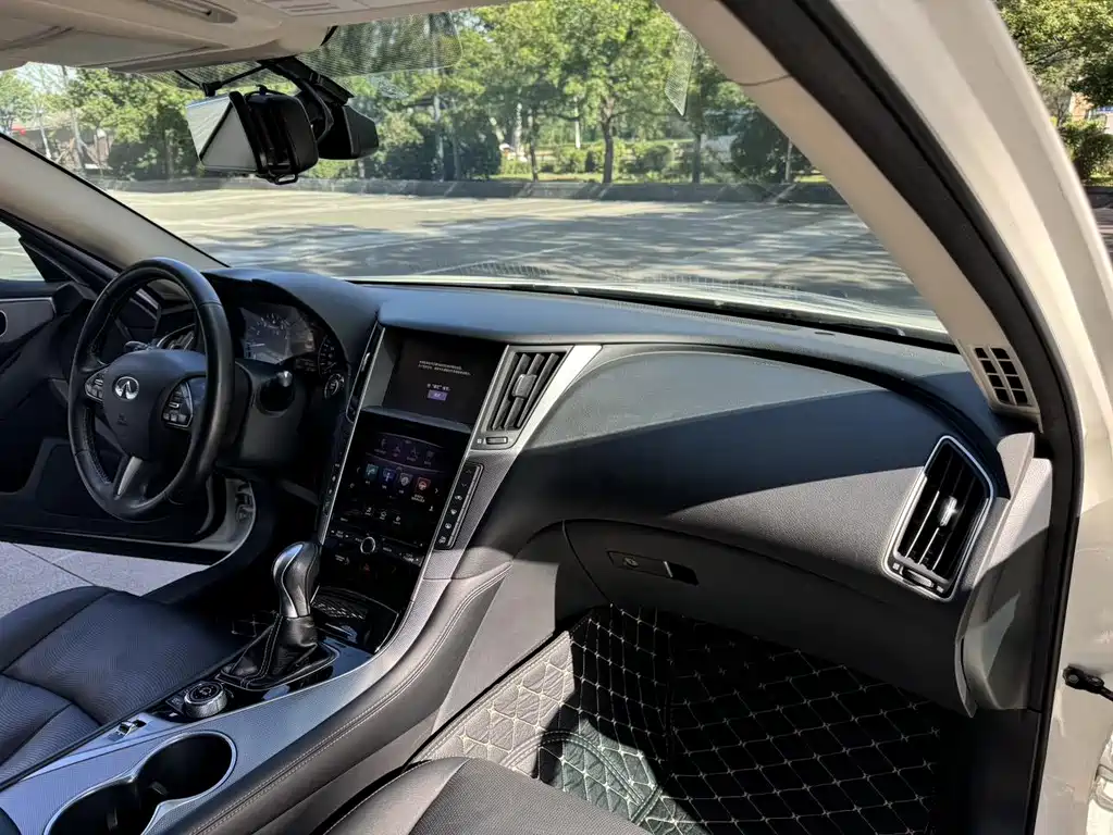 Infiniti Q50L — миниатюра 19