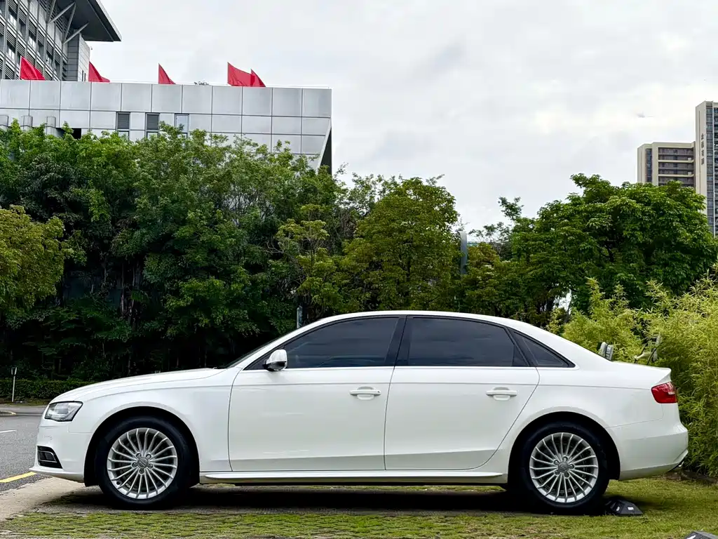 Audi A4L — миниатюра 3