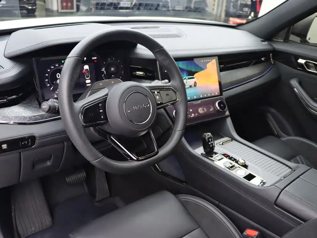 Lynk & Co 09 — миниатюра 6