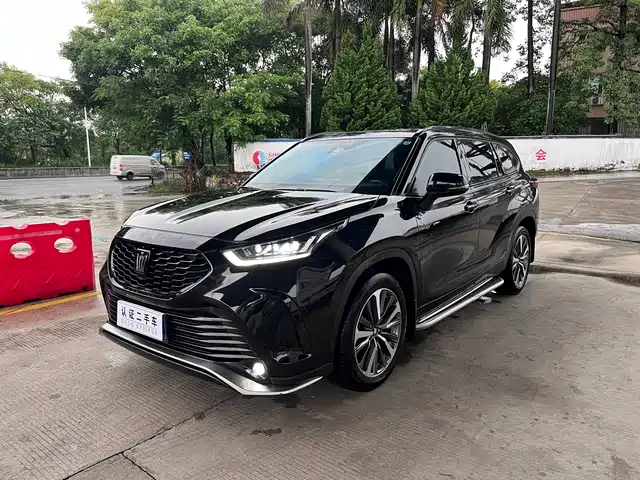 2025 Toyota Crown