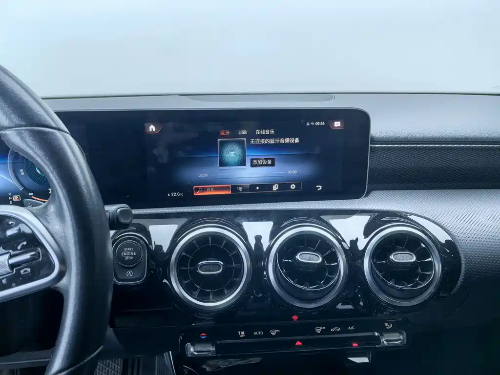 MERCEDES-BENZ A CLASS