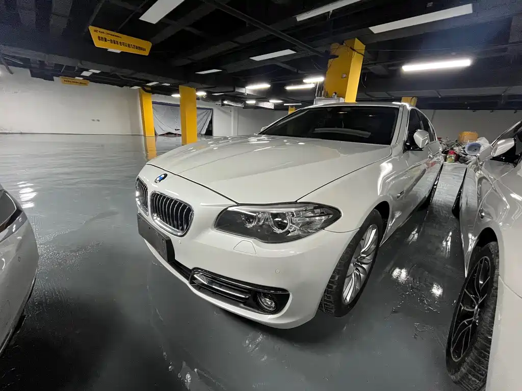 BMW 5 Series 2016