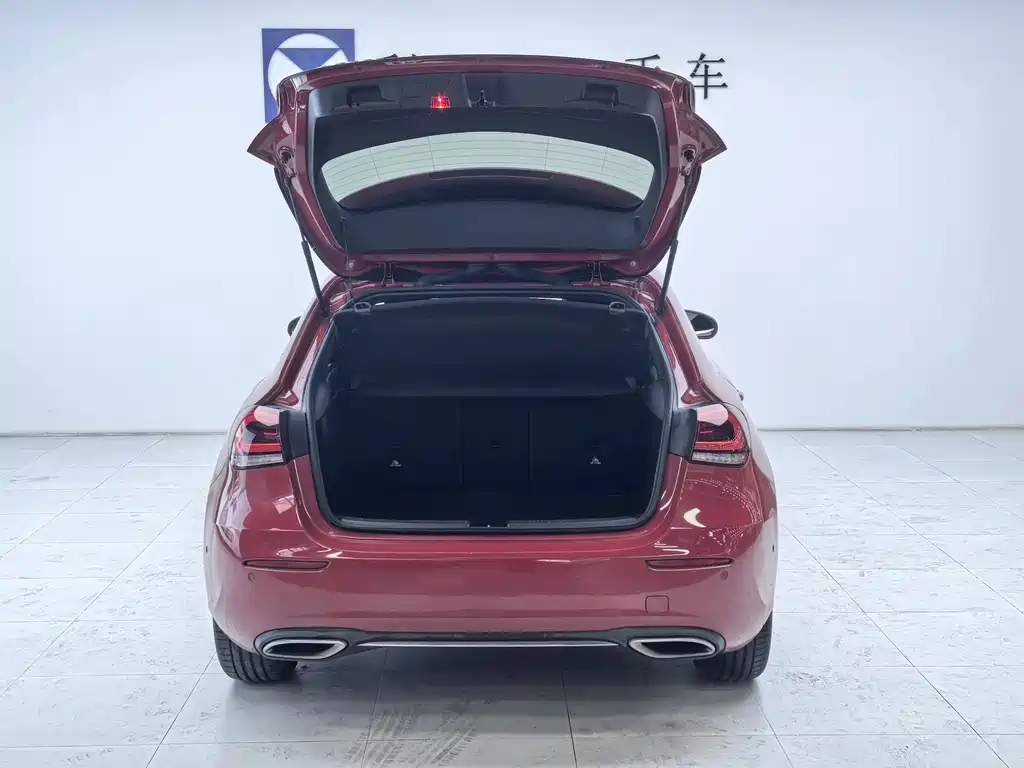 MERCEDES-BENZ A CLASS