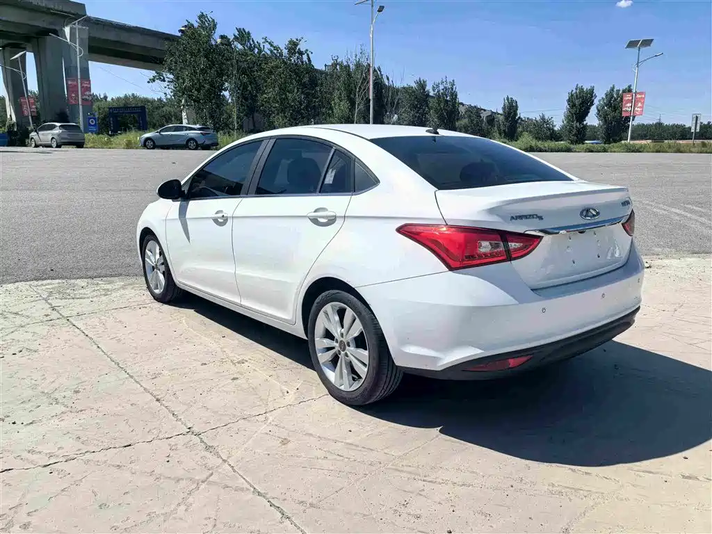 Chery Arrizo 5 — миниатюра 9