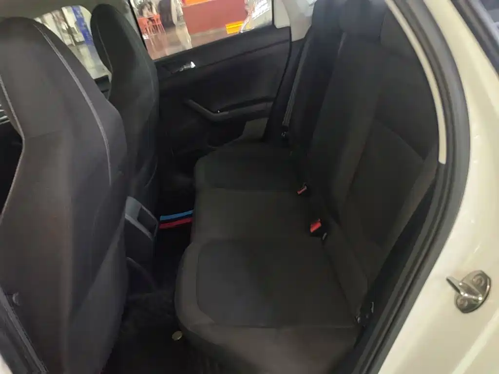 Volkswagen Polo — миниатюра 17