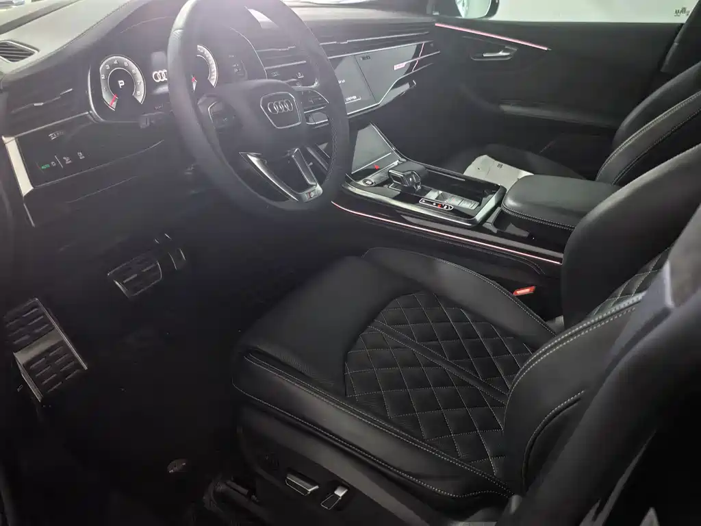 Audi Q8 — миниатюра 6