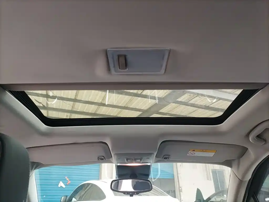 Chevrolet Trax — миниатюра 18