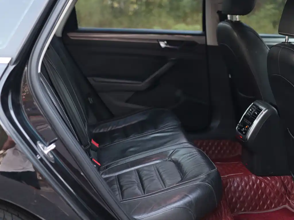 Volkswagen Passat — миниатюра 30