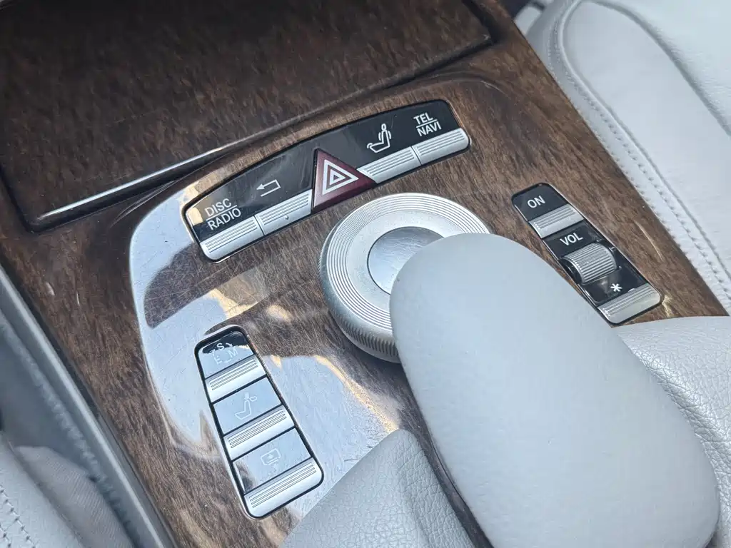 Mercedes-Benz S-Class — миниатюра 13