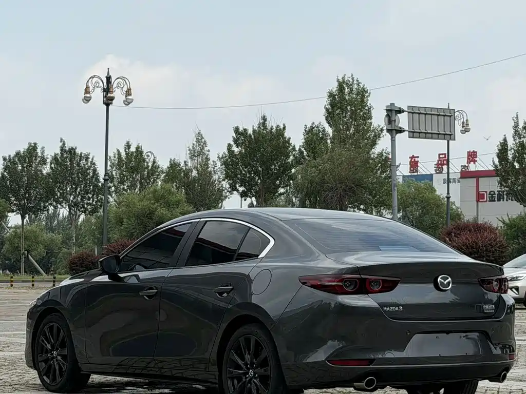 Mazda 3 Axela — миниатюра 4