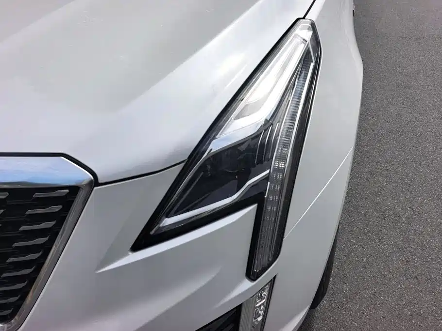 Cadillac XT5 — миниатюра 5