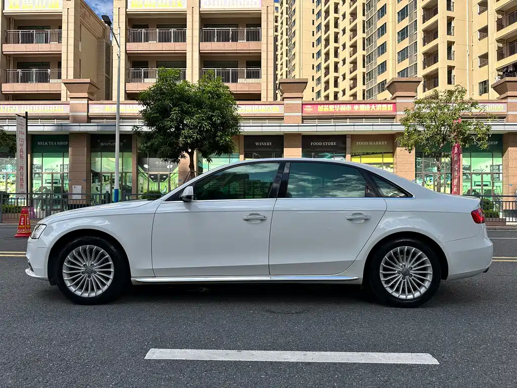 Audi A4L — миниатюра 5