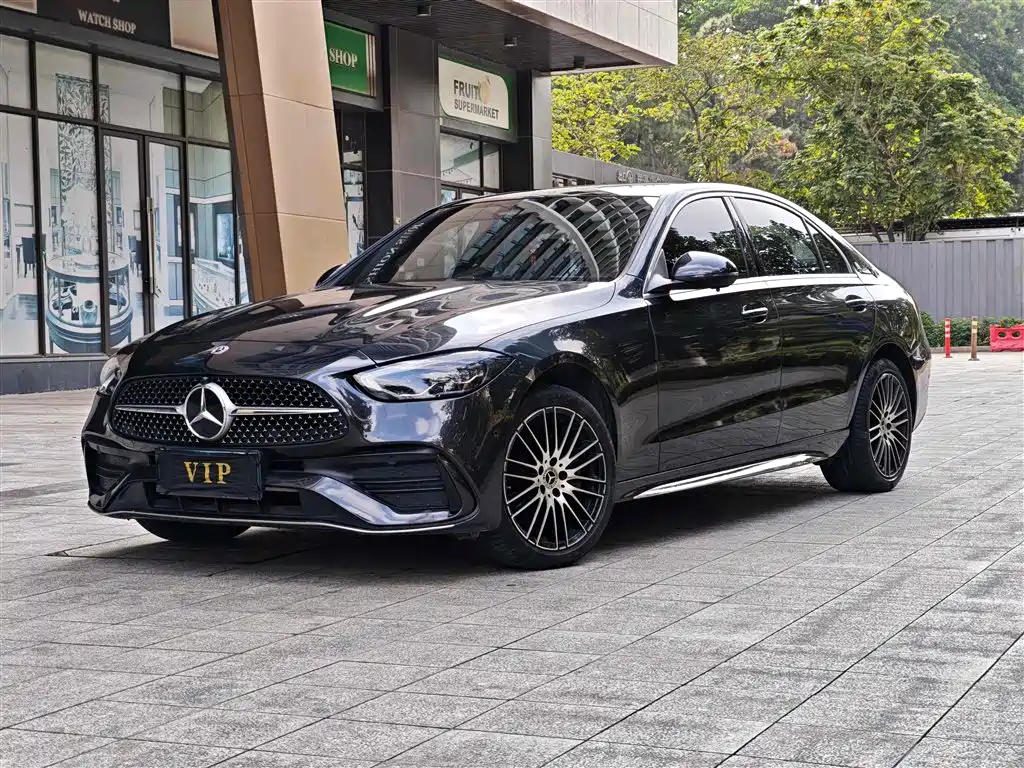 Mercedes-Benz C-Class 2024