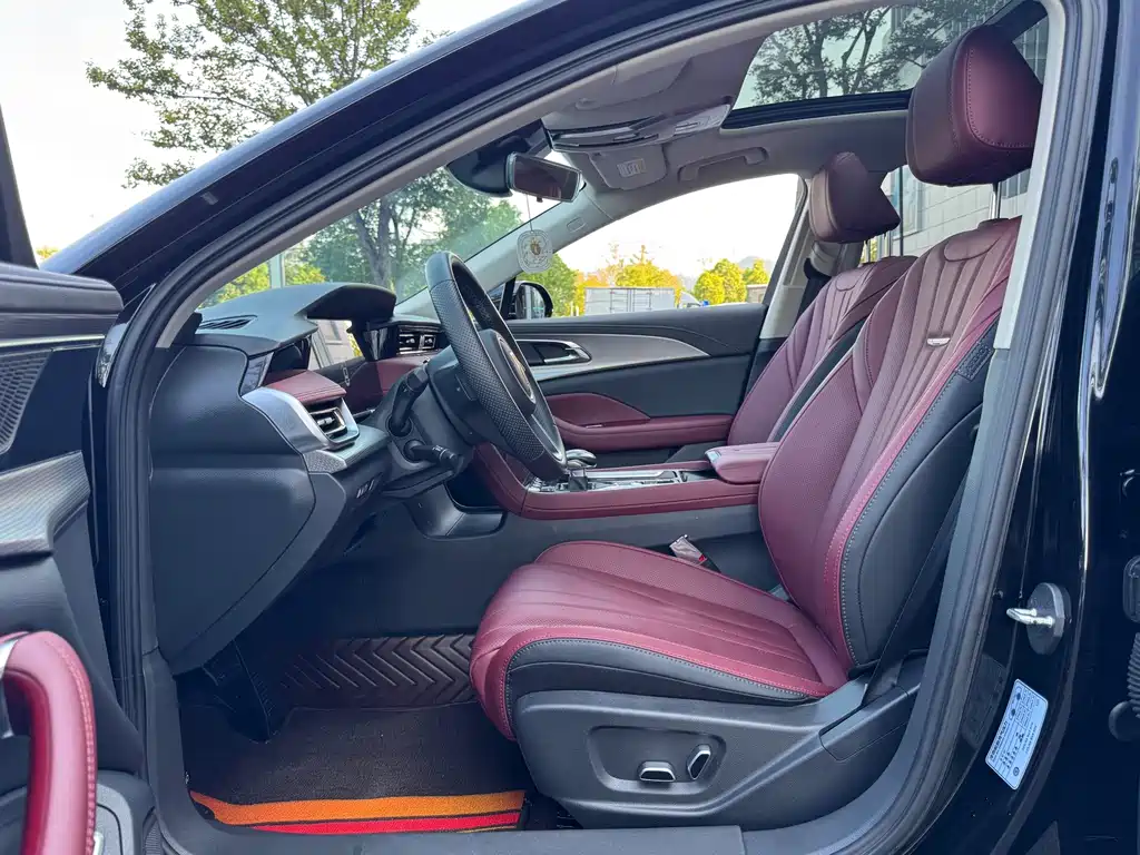 Hongqi Hongqi H5 — миниатюра 9