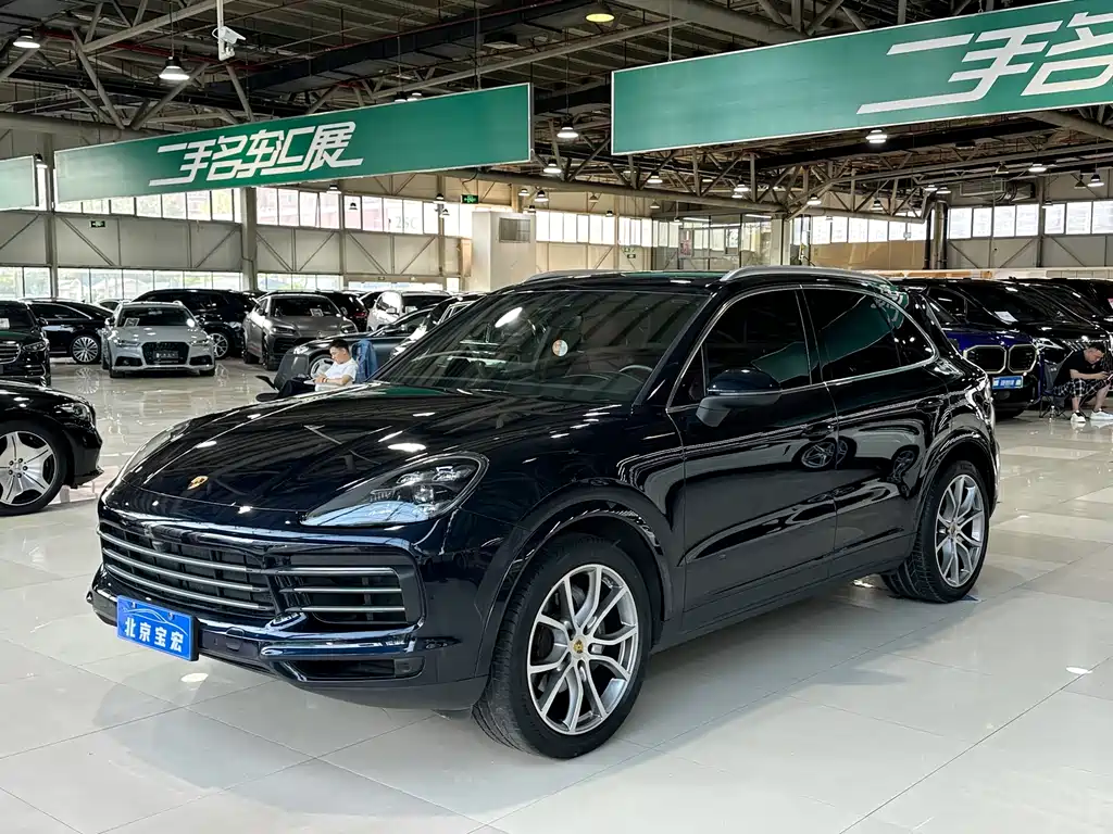 Porsche Cayenne 2022