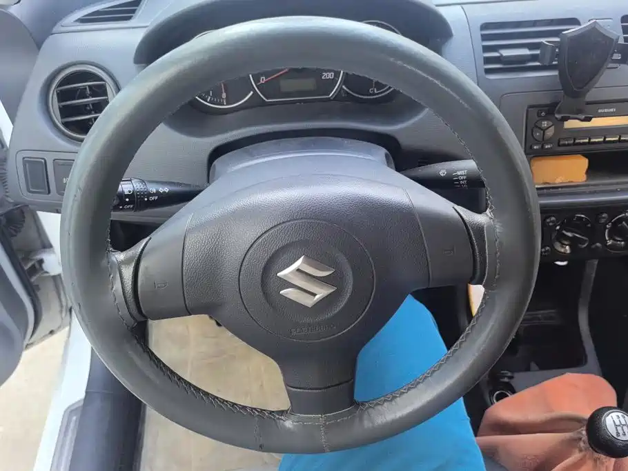 Suzuki Swift — миниатюра 15