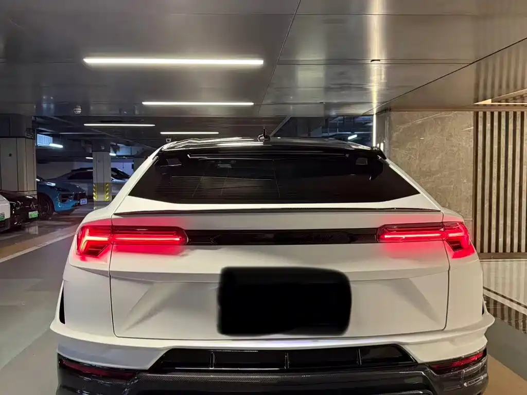 Lamborghini Urus — миниатюра 5