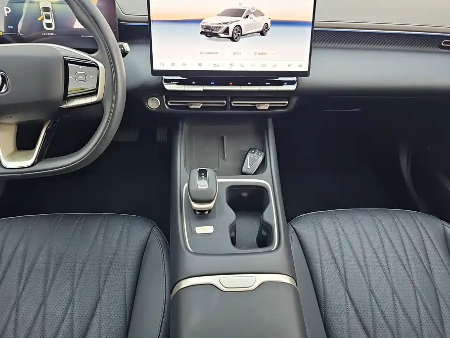 Changan Eado — миниатюра 16