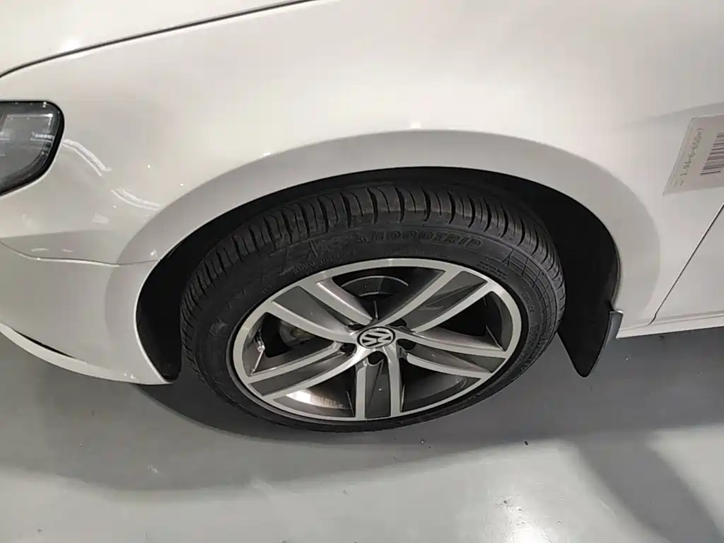 Volkswagen CC — миниатюра 23