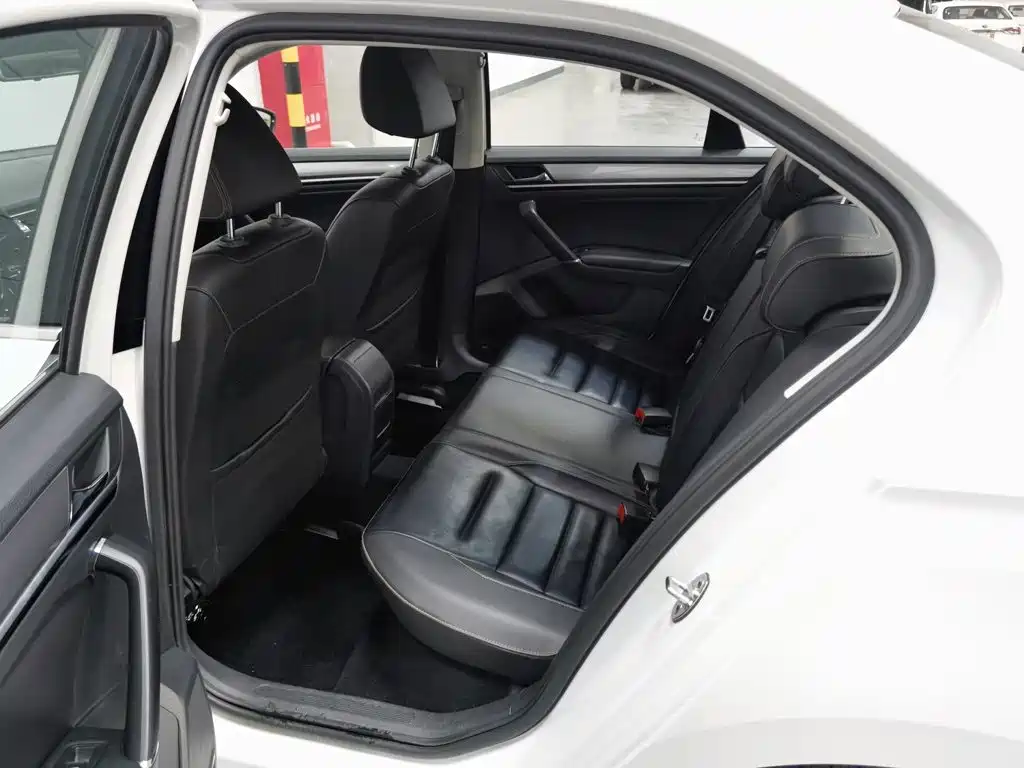 Volkswagen Bora — миниатюра 15