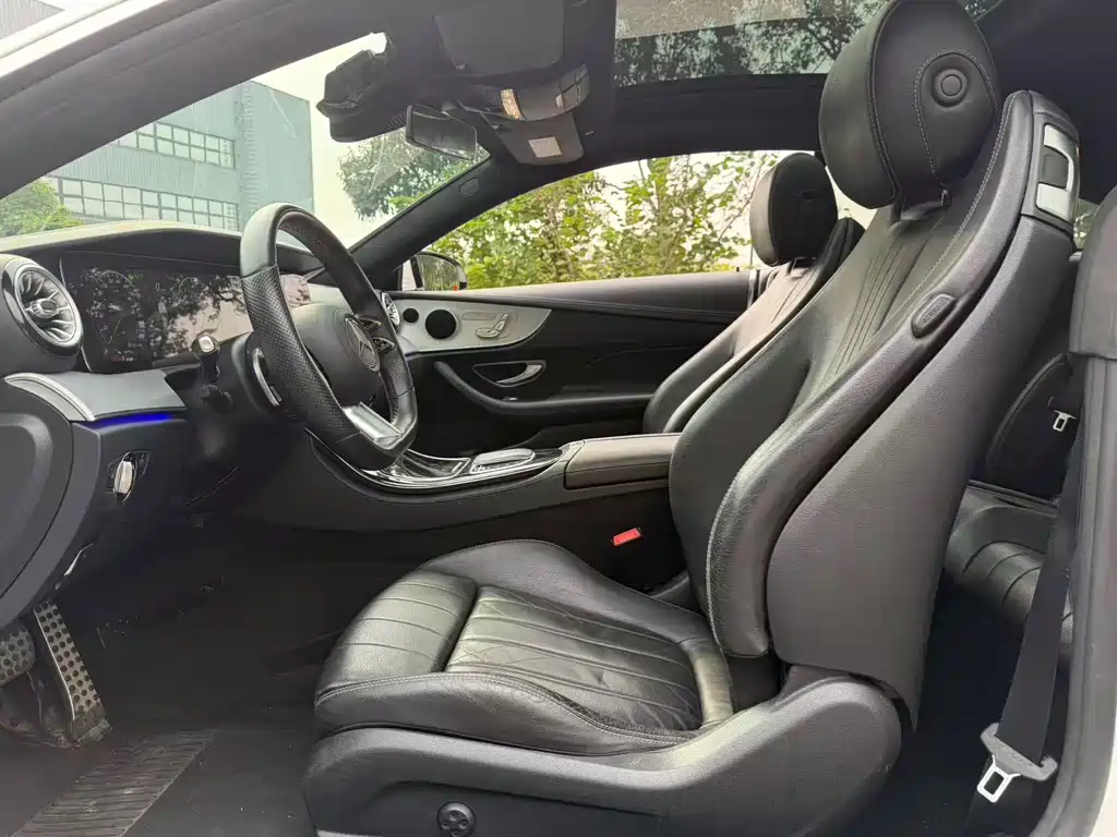 Mercedes-Benz E-Class (Import) — миниатюра 13
