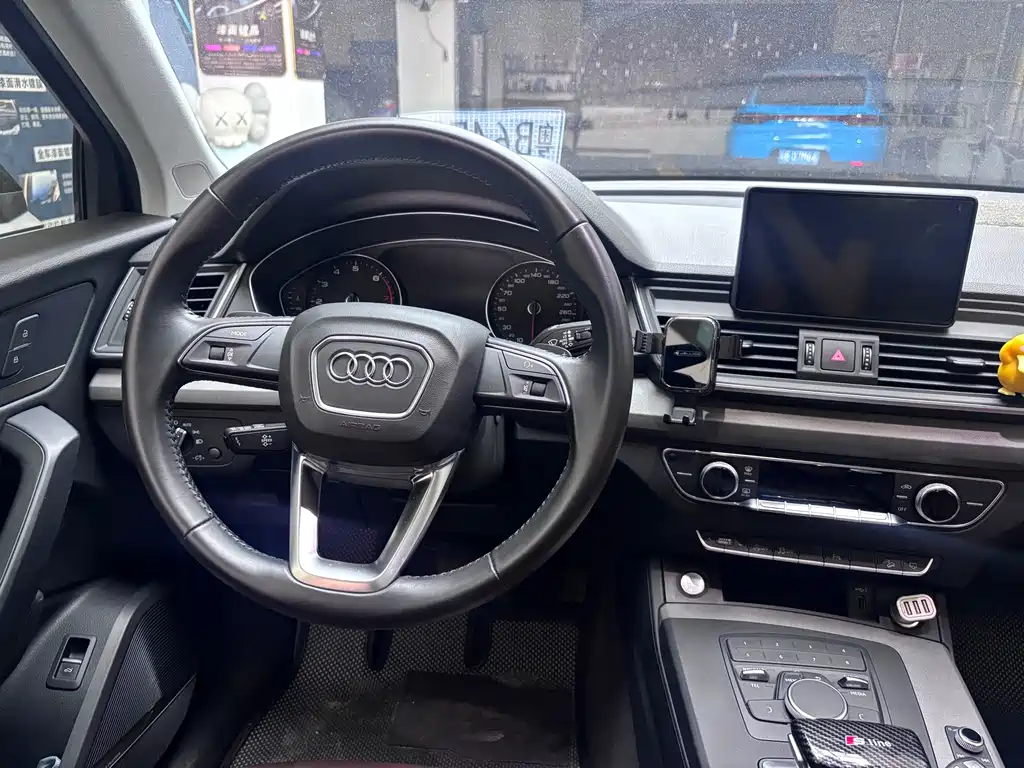 Audi Q5L — миниатюра 9