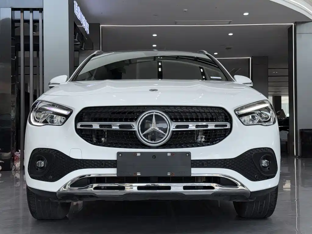 Mercedes-Benz GLA — миниатюра 2