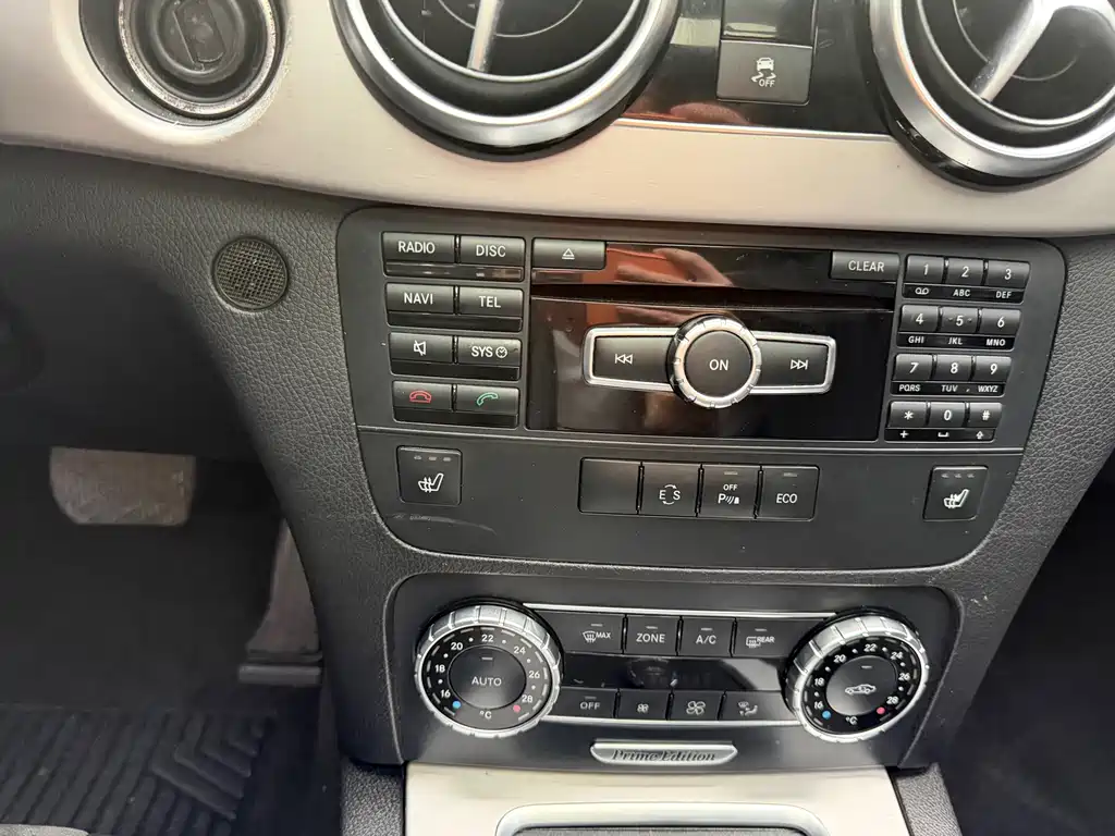 Mercedes-Benz GLK-Class — миниатюра 8