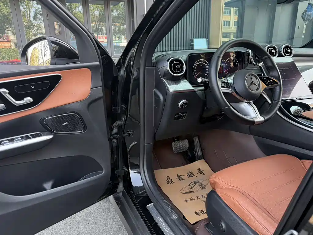 Mercedes-Benz GLC — миниатюра 15