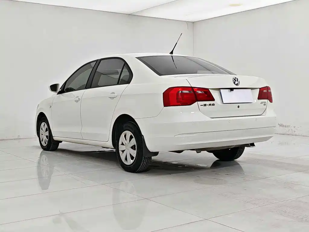 Volkswagen Jetta — миниатюра 5
