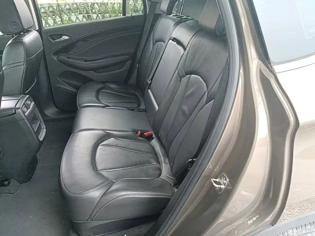 Buick Envision Plus — миниатюра 13