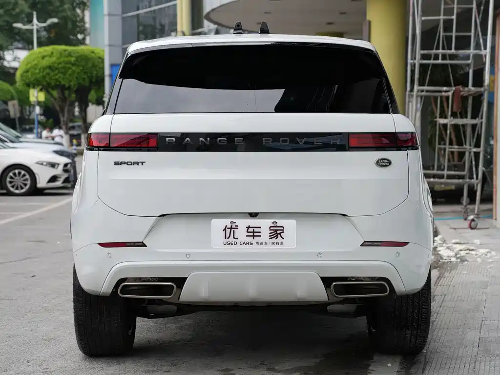 Land Rover Range Rover Sport 2024 400PS Dynamic SE