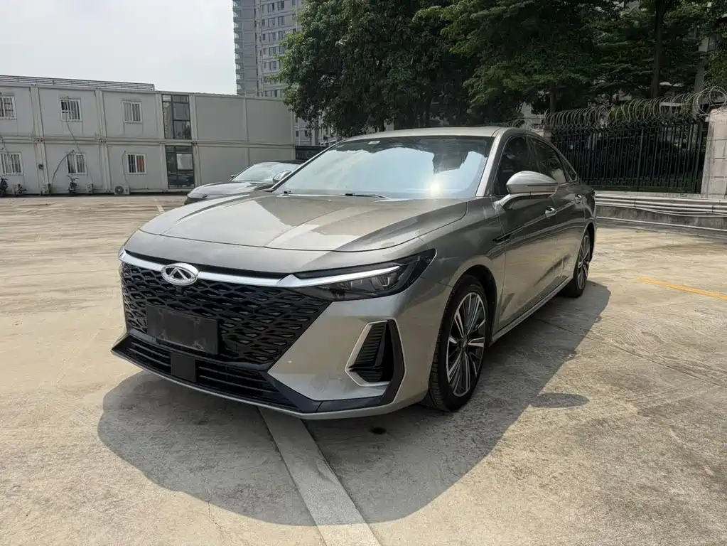 Chery Arrizo 8