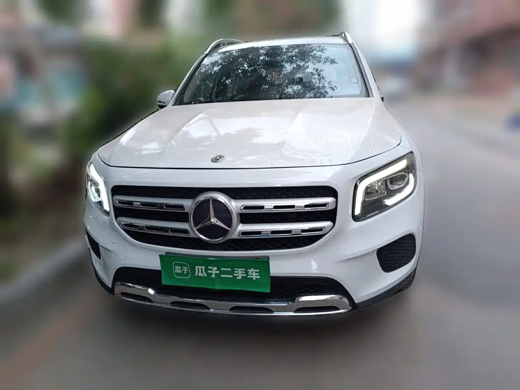 Mercedes-Benz GLB — миниатюра 23