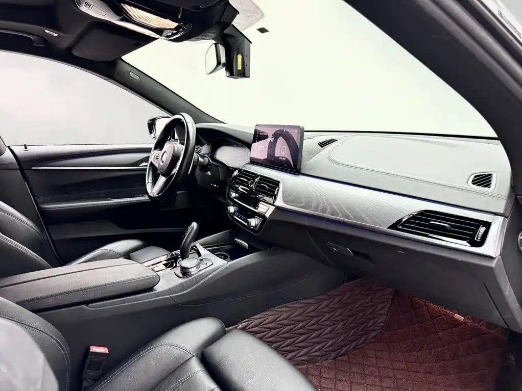 BMW 6 Series GT — миниатюра 11