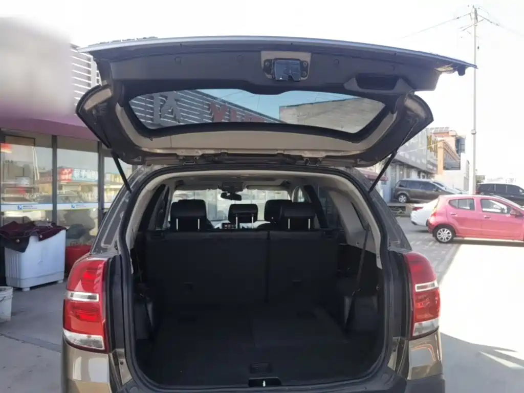 Chevrolet Captiva — миниатюра 19