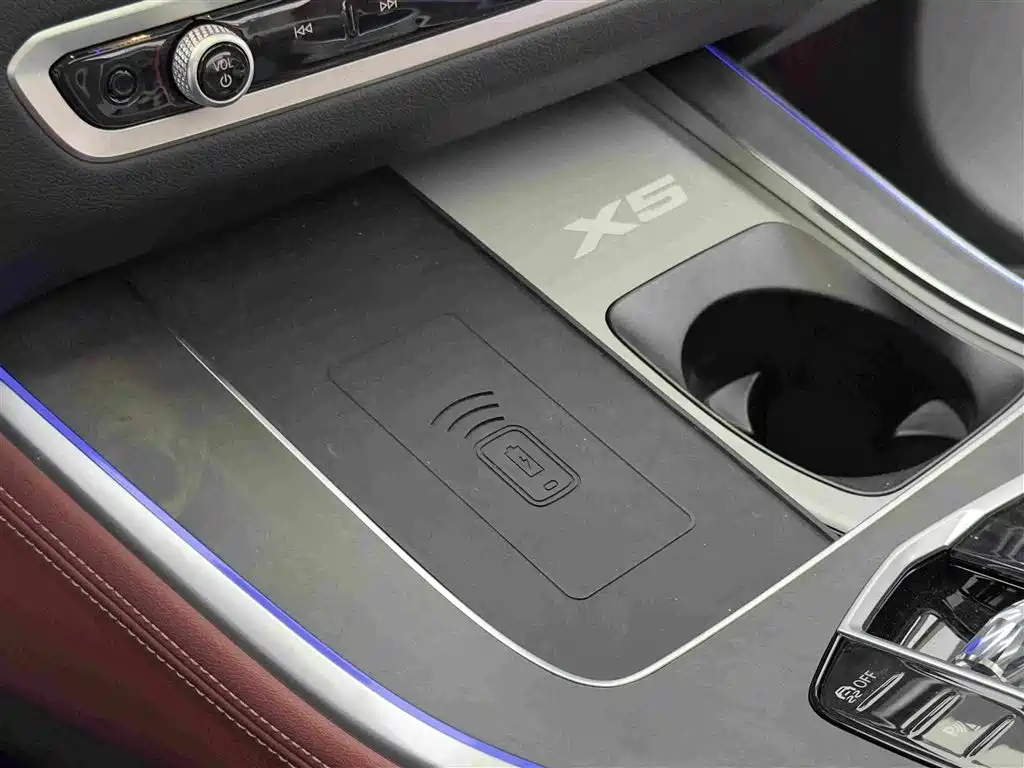 BMW X5 — миниатюра 17