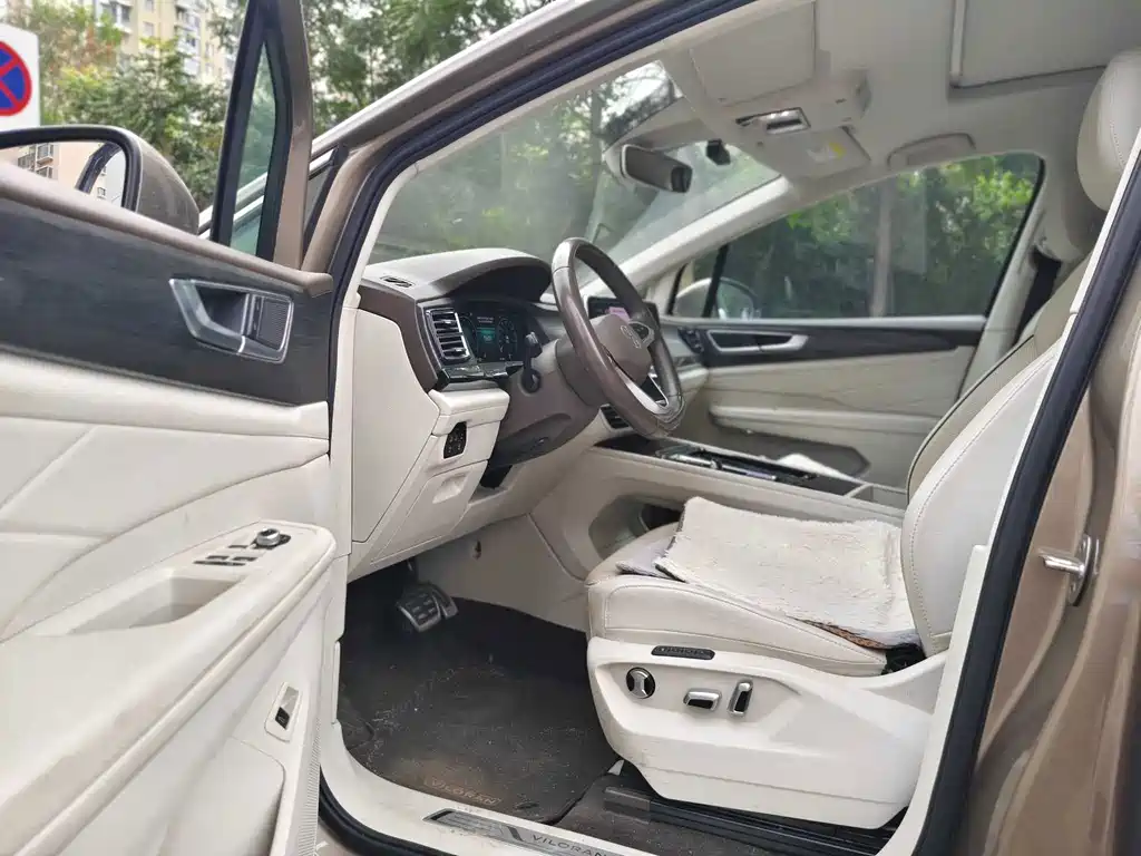 Volkswagen Viloran — миниатюра 8