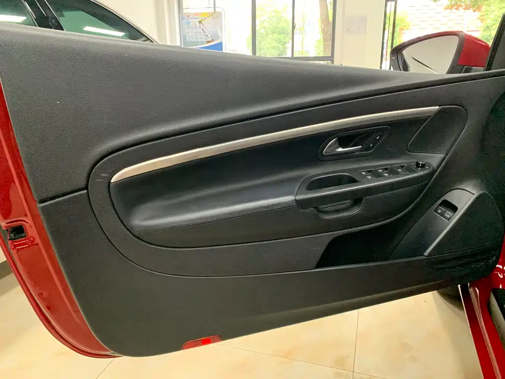 Volkswagen Eos — миниатюра 13