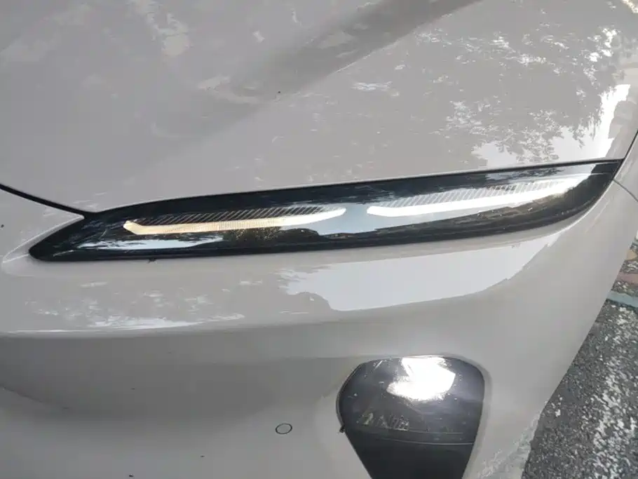 NIO ET5 — миниатюра 5