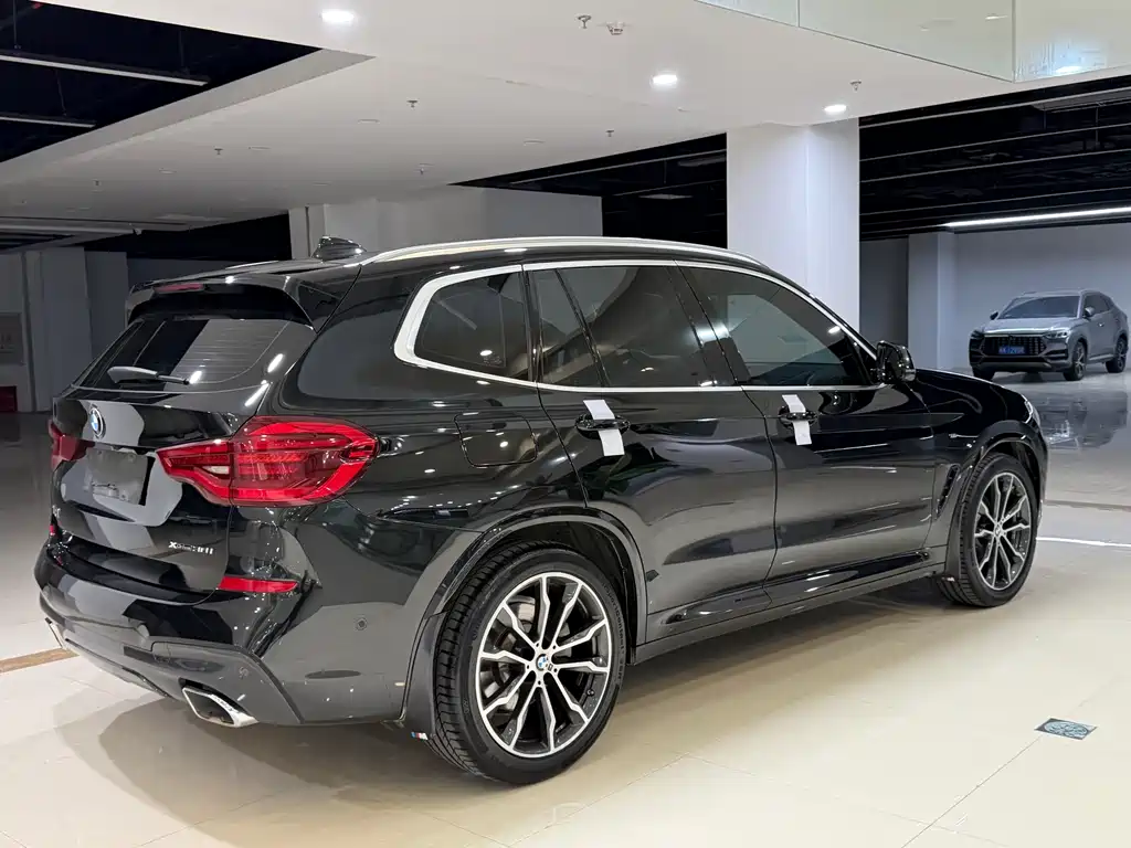 BMW X3 — миниатюра 9