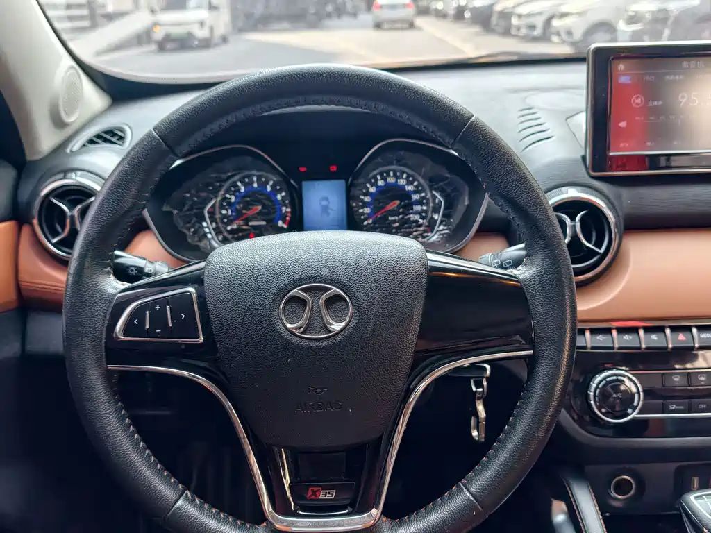 BAIC Senova X35 — миниатюра 17