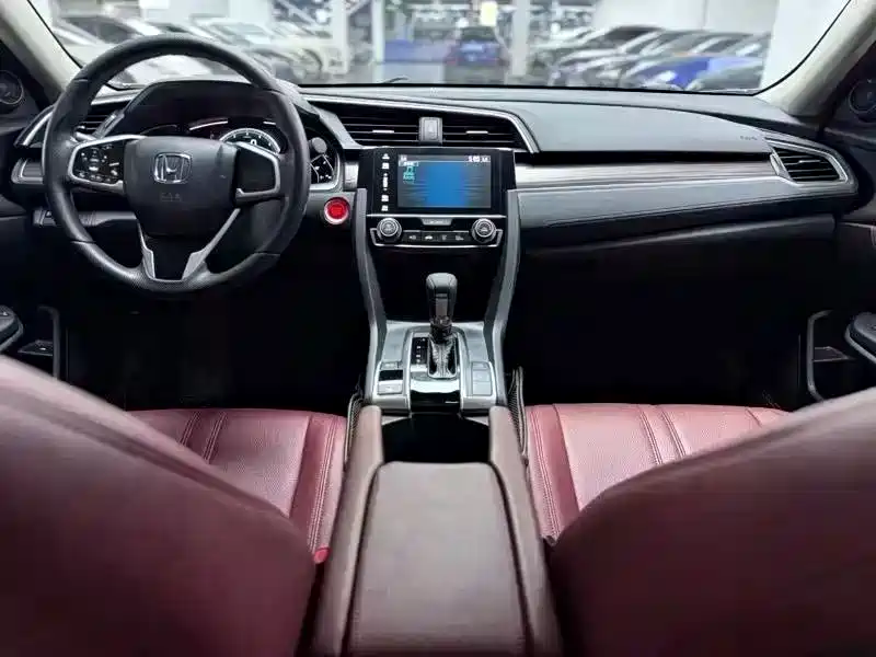 Honda Civic — миниатюра 5