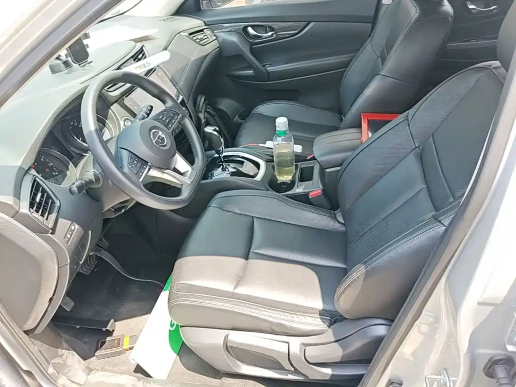 Nissan X-Trail — миниатюра 15