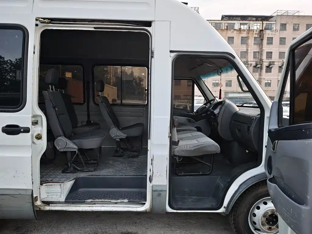IVECO Baodi — миниатюра 7